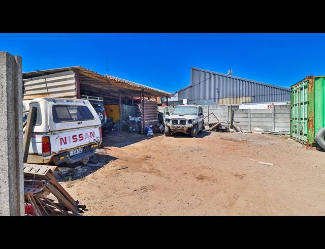 9,923M² WAREHOUSE FOR SALE IN BRACKENFELL INDUSTRIAL